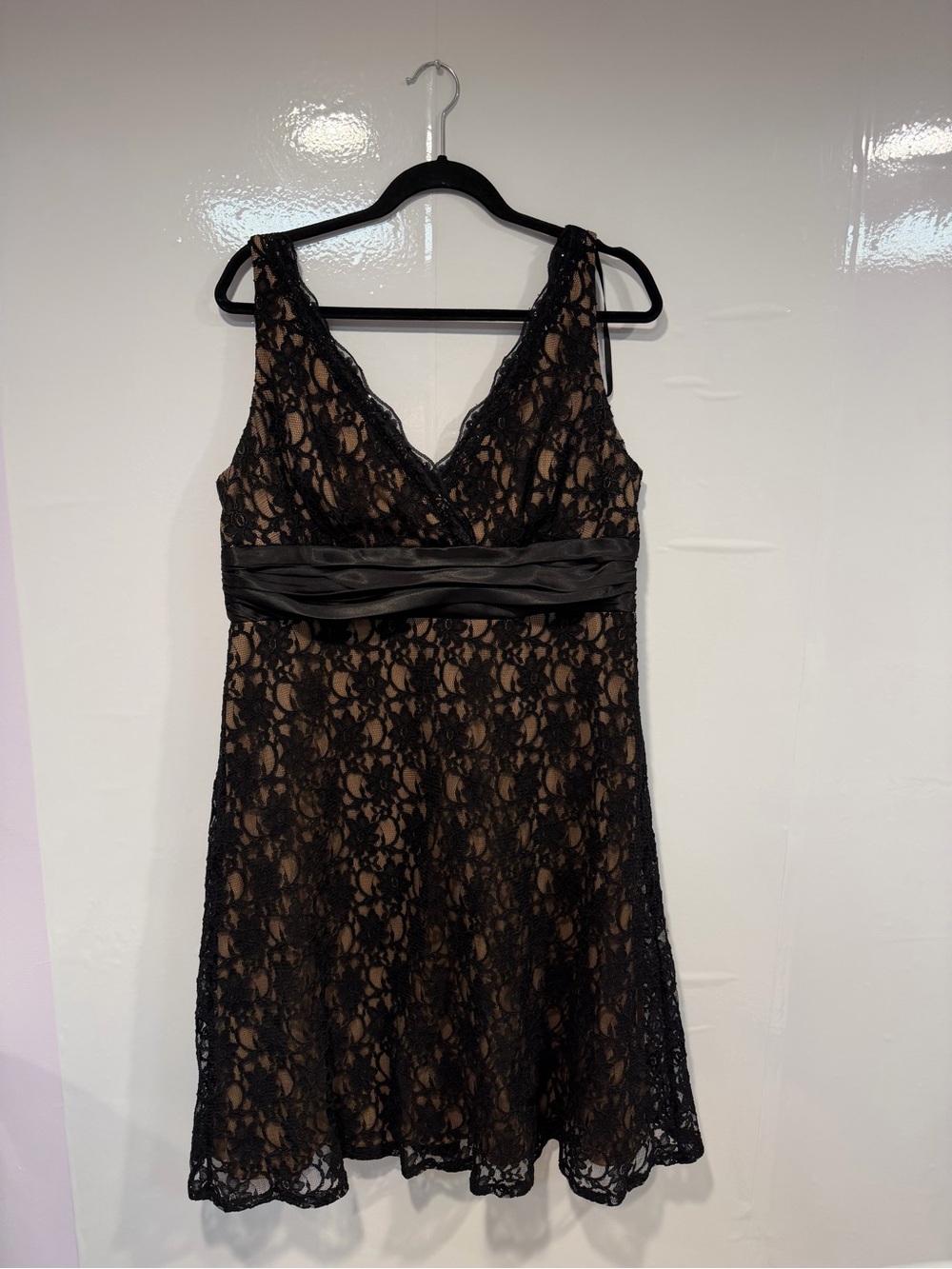 Black Lace V-Neck Chemise with Satin Waistband